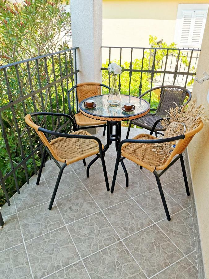 Green Garden Apartman Vodice Kültér fotó